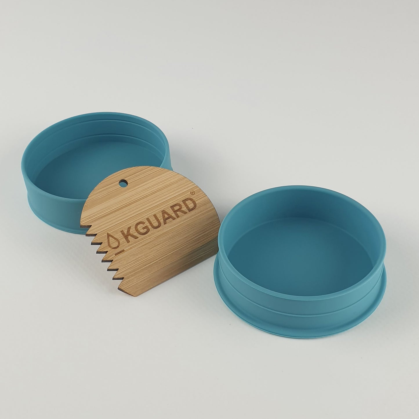 #08 - KGUARD WaxBox & Comb Caja de Silicona y Rascador para transportar y reciclar la Parafina